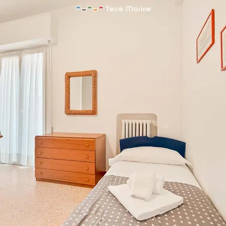 Inside Lerici, Free Parking * Lerici