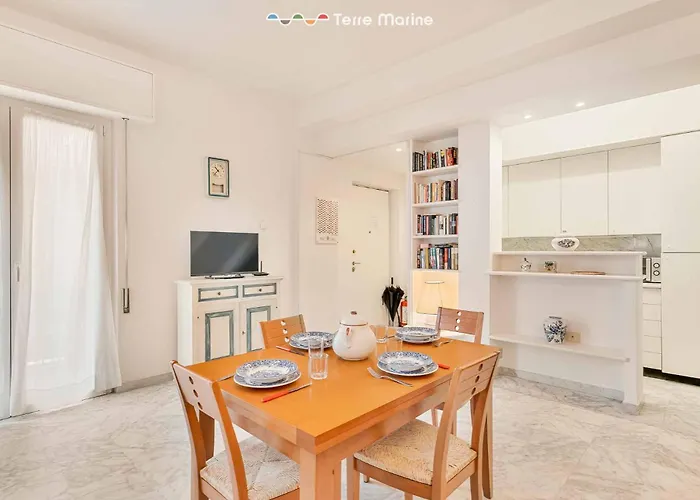 Inside Lerici, Free Parking Lerici