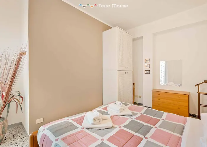 Inside Lerici, Free Parking